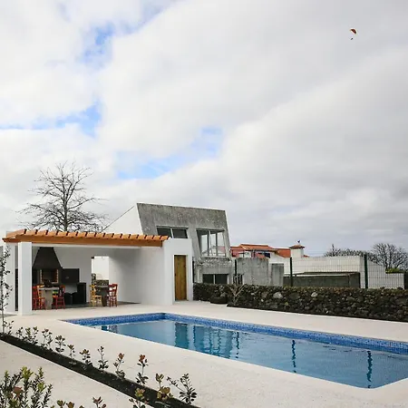 בית כפרי Quinta Giestas